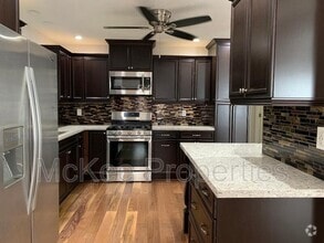 Building Photo - 364 Morehouse Pl