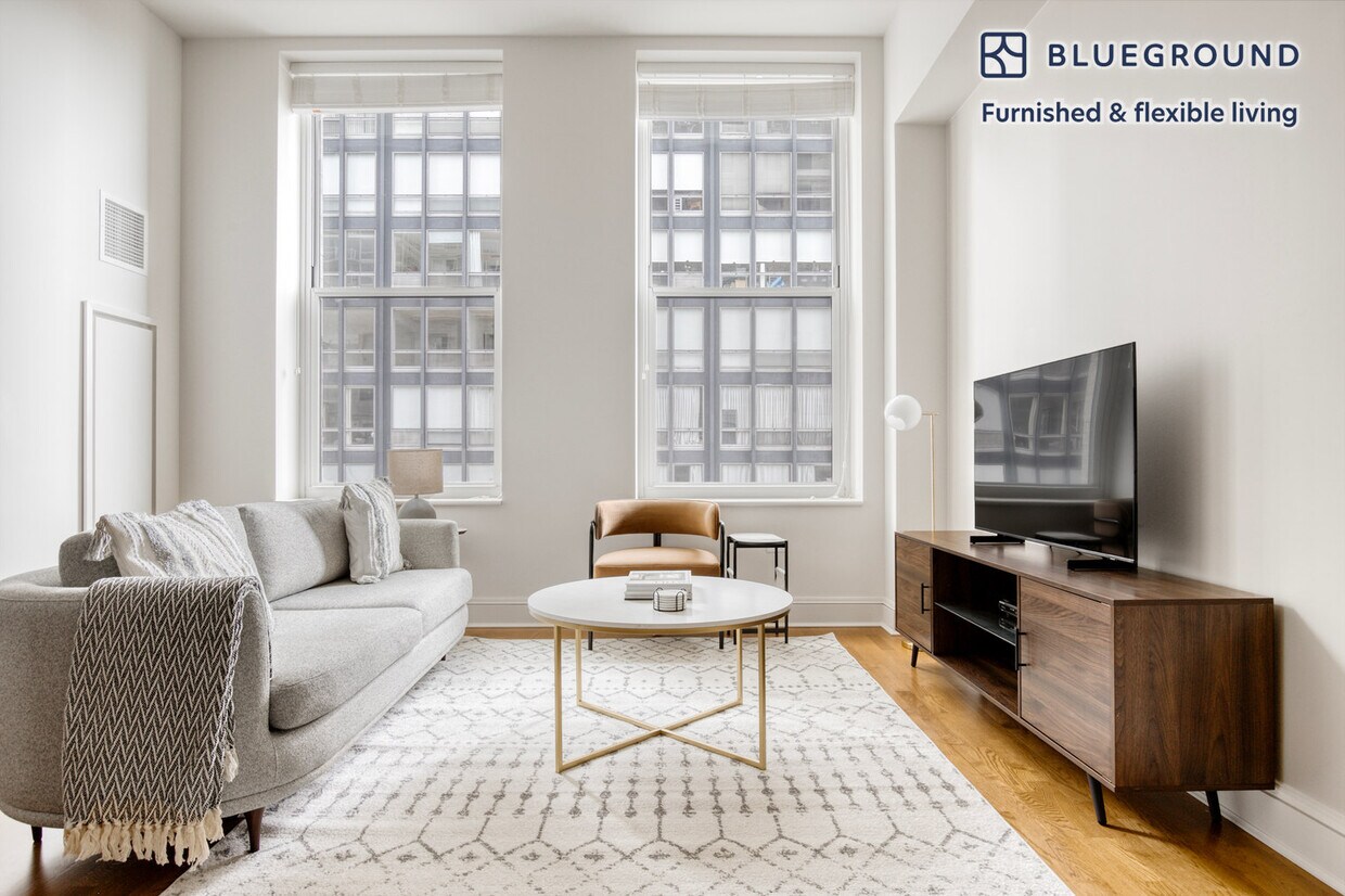 Foto principal - 850 N Lake Shore Dr.