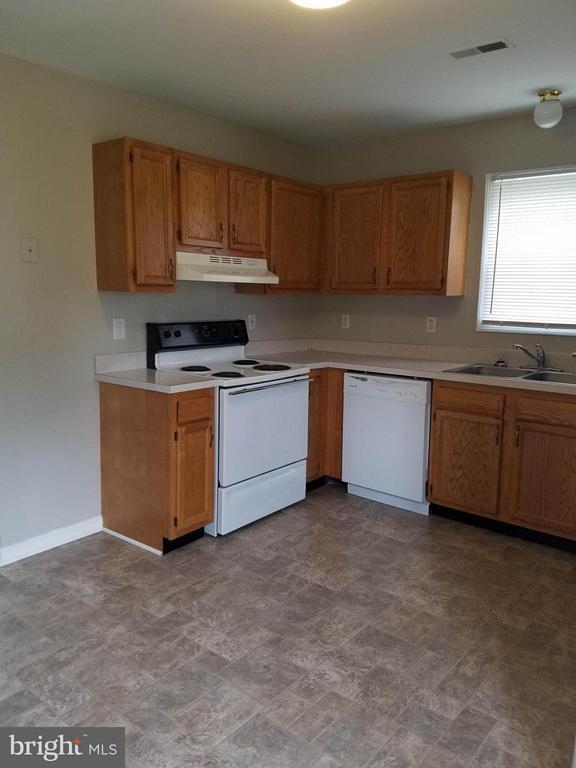 Foto del edificio - 1776 Birch Dr