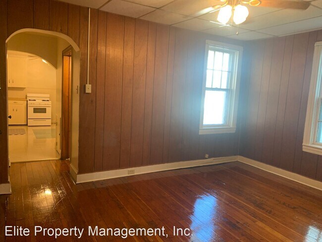 Foto del edificio - 1 br, 1 bath House - 134 N Newberry St Apt 2