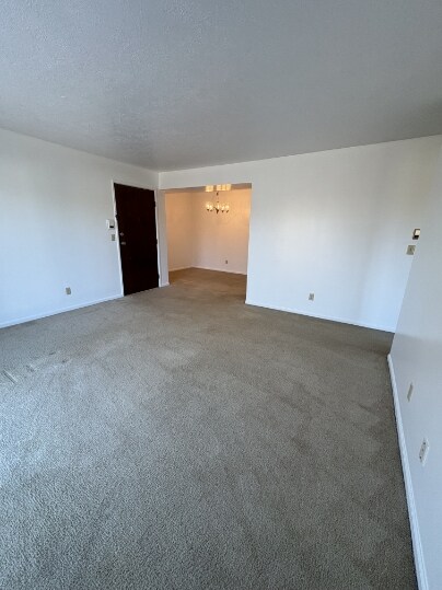 Foto del edificio - 8 Griffin Ct