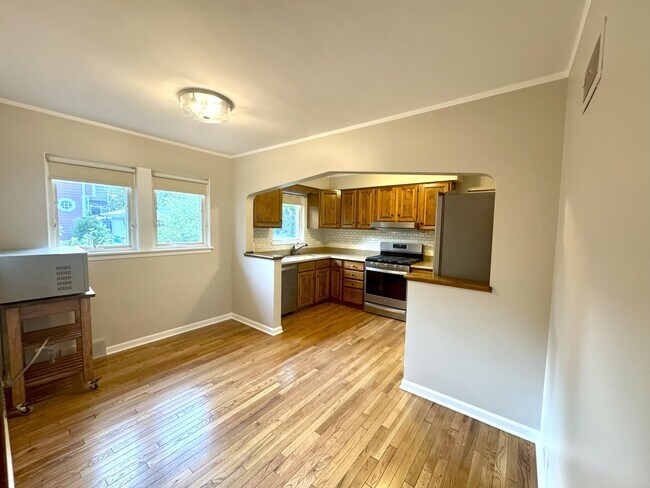 Foto del edificio - 4840 Prospect Ave
