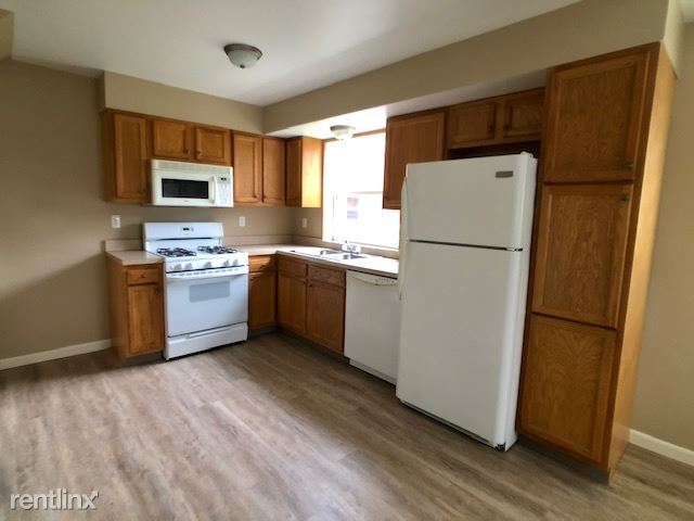 Building Photo - 2 br, 1 bath  - 283 Bartley Ave