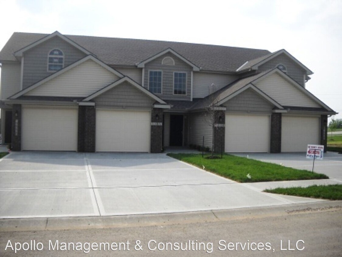 Primary Photo - 3 br, 2 bath House - 12327 NW Foxcreek Dr.