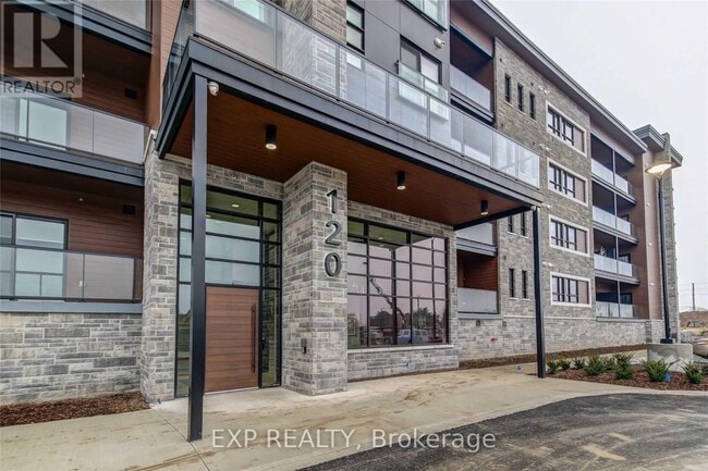 Building Photo - 120-120 Summersides Blvd