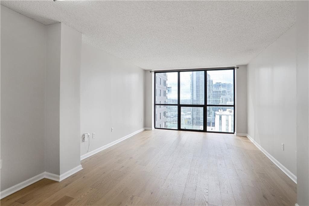 Primary Photo - 1280 W Peachtree St NW