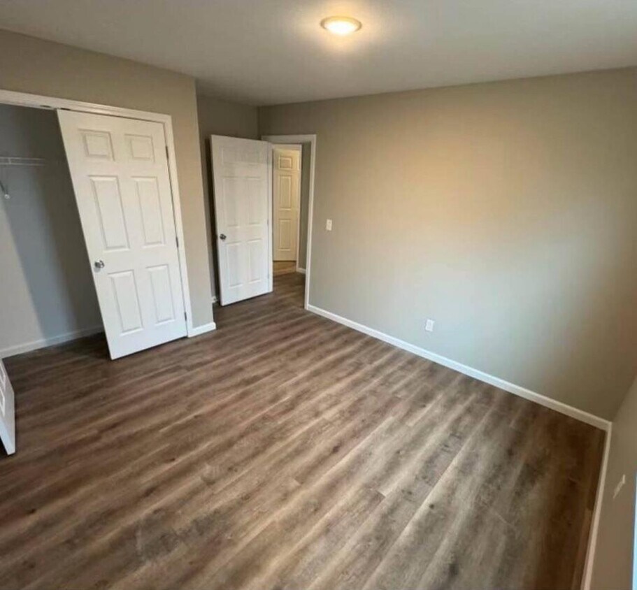Foto del edificio - 219 Cane Creek Ln