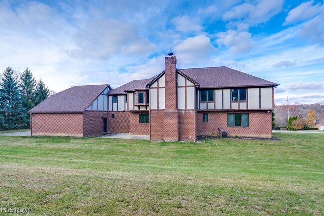 Foto del edificio - 4700 Barnsleigh Dr