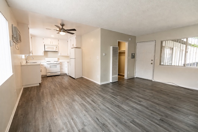 Foto del interior - 18400 Prairie Street