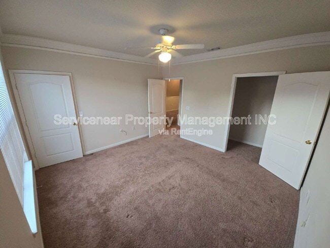 Building Photo - 10479 Villa View Cir