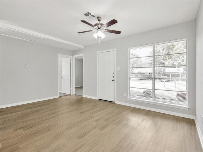 Building Photo - 234 Overbluff St