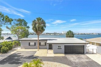Building Photo - 7100 Shore Dr S