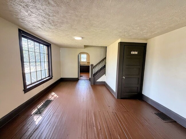 Foto del edificio - 2048 2nd St NE