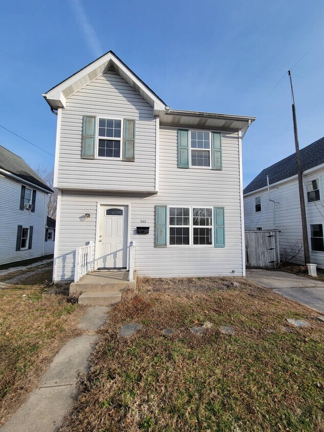 707 Gay St, Denton, MD 21629 House Rental in Denton, MD