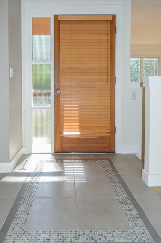 Building Photo - 1420 Ithaca Dr