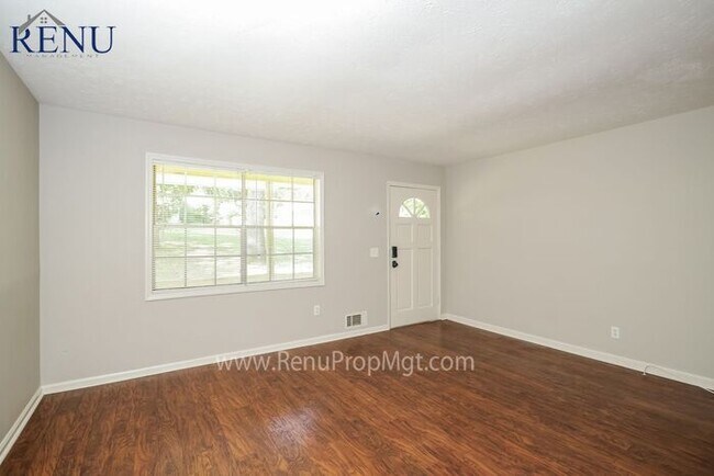 Building Photo - Holiday Special: 1/2 off your first month!...