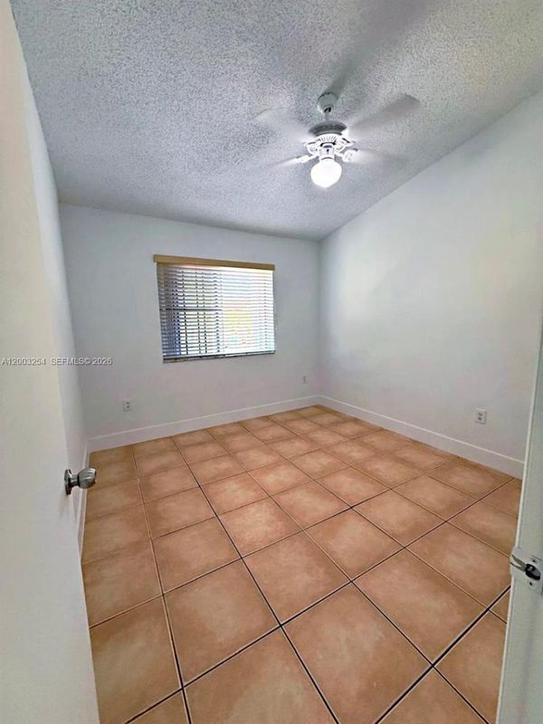 Building Photo - 15490 SW 134th Pl