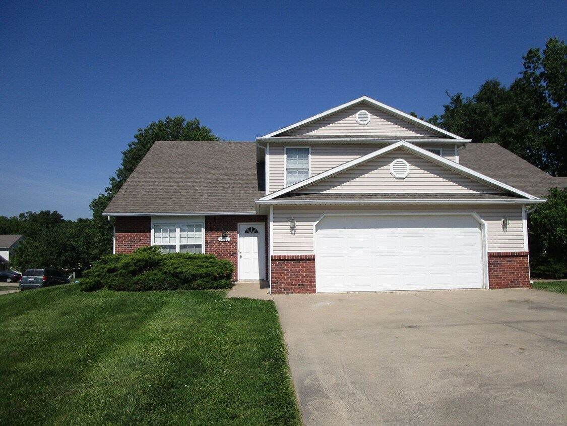 50015003 Carrieridge Dr. Apartment for Rent in Columbia, MO