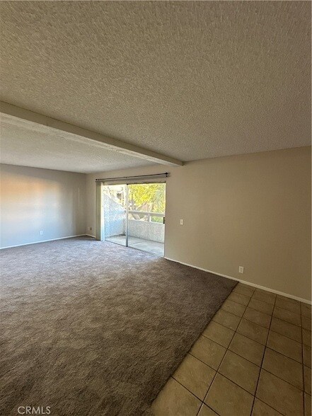 Foto del edificio - 16970 Marygold Avenue Unit 39