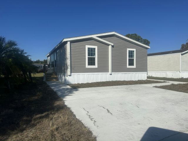 Foto principal - 13657 Wesleyan Blvd