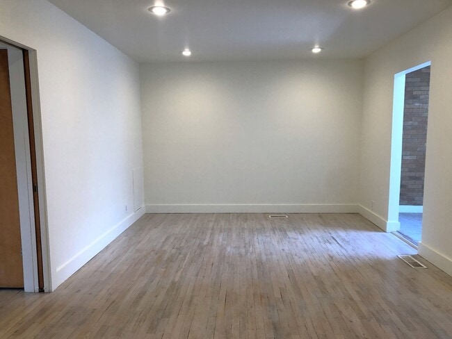 Douglas St. Condo - Douglas St. Condo