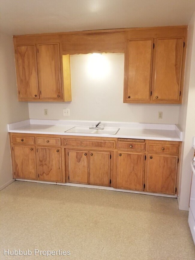 Building Photo - 3872-3878 Alta Mesa Dr