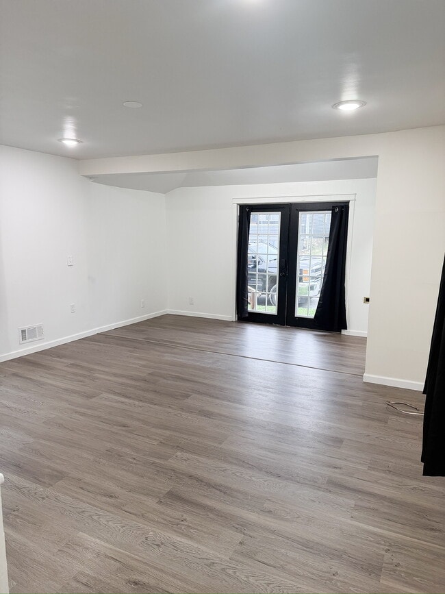 Foto del edificio - 613 Oakland Ave