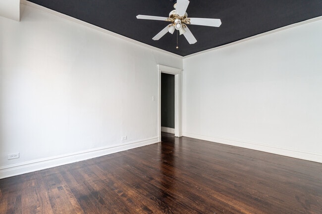 Foto del edificio - 4112 N Broadway