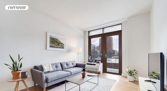 Foto del edificio - 595 Baltic St