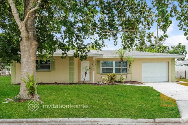 Building Photo - 3403 Cambridge Dr W