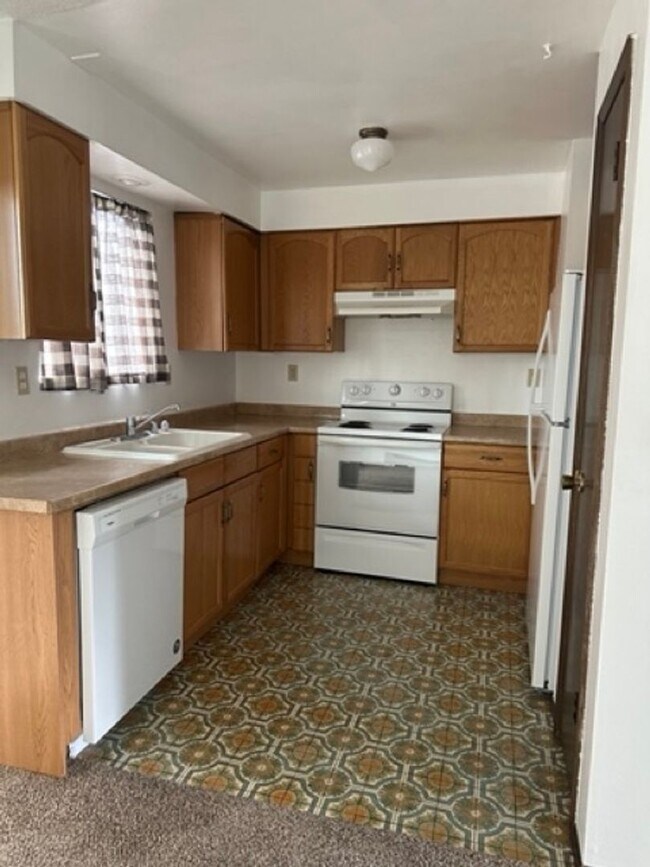 Foto del edificio - 4979-823/825 2nd St Duplex