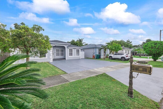 Foto del edificio - 13269 SW 278th St