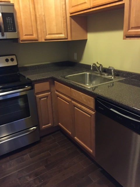 Building Photo - 862 Wood Ave