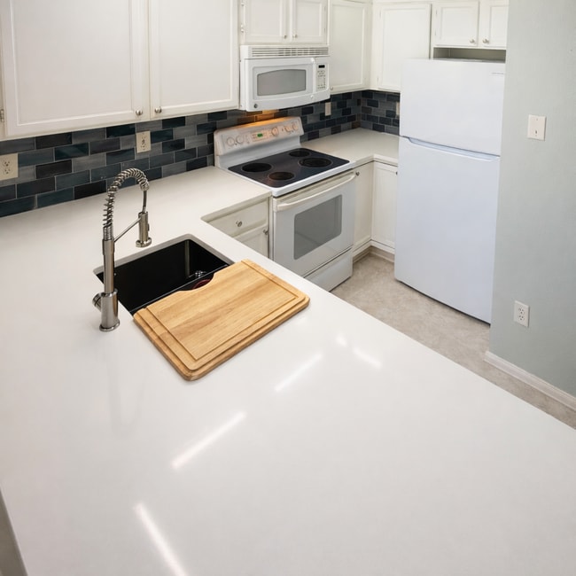 Building Photo - 500 Lashley St