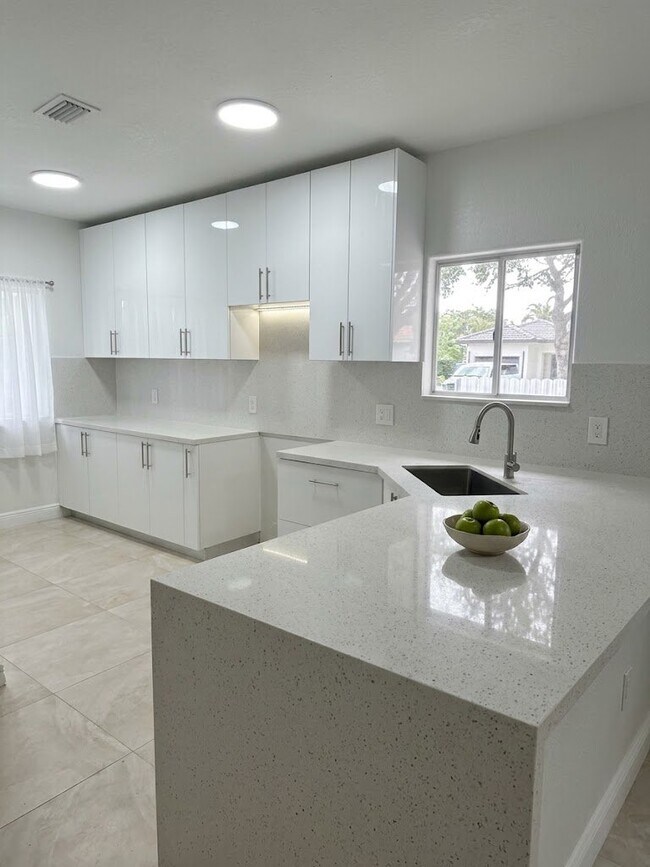 Foto del edificio - 16307 NW 91st Ave