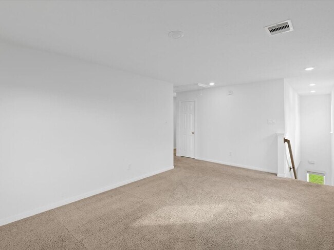 Building Photo - 8218 Leisure Pt Dr
