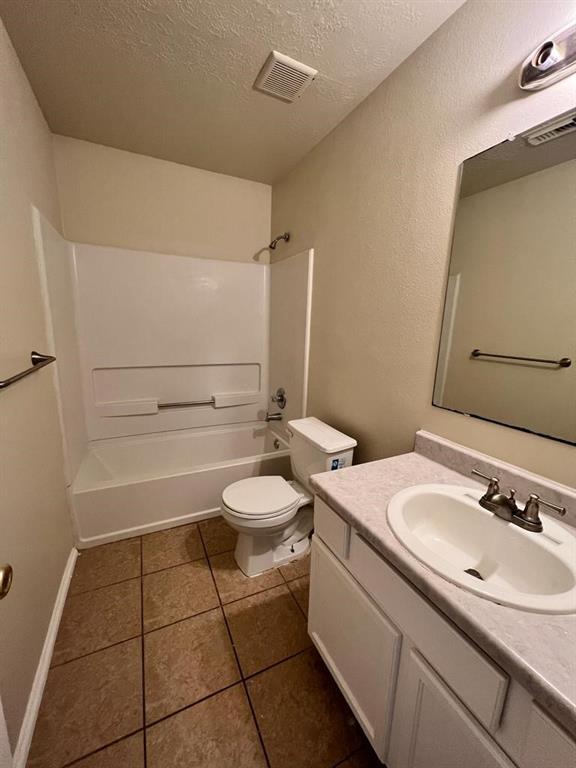 Building Photo - 3302 Coldwater Canyon Ln