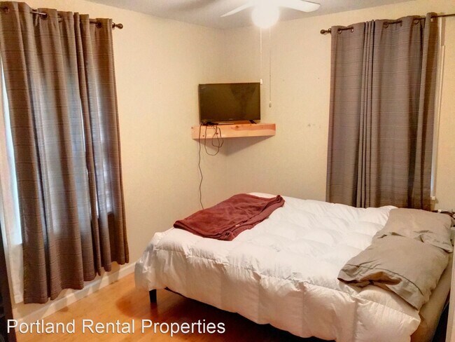 Foto del edificio - 3 br, 2 bath House - 3407 SE 77th Ave.