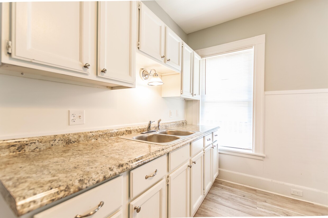 Foto principal - 642 Maple St