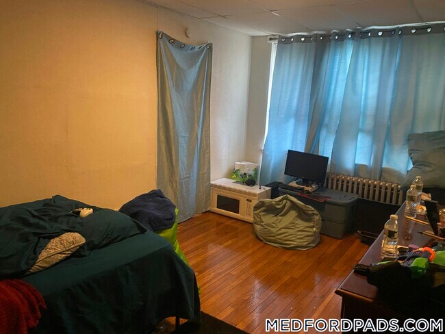 Foto del edificio - 53 Fellsway W