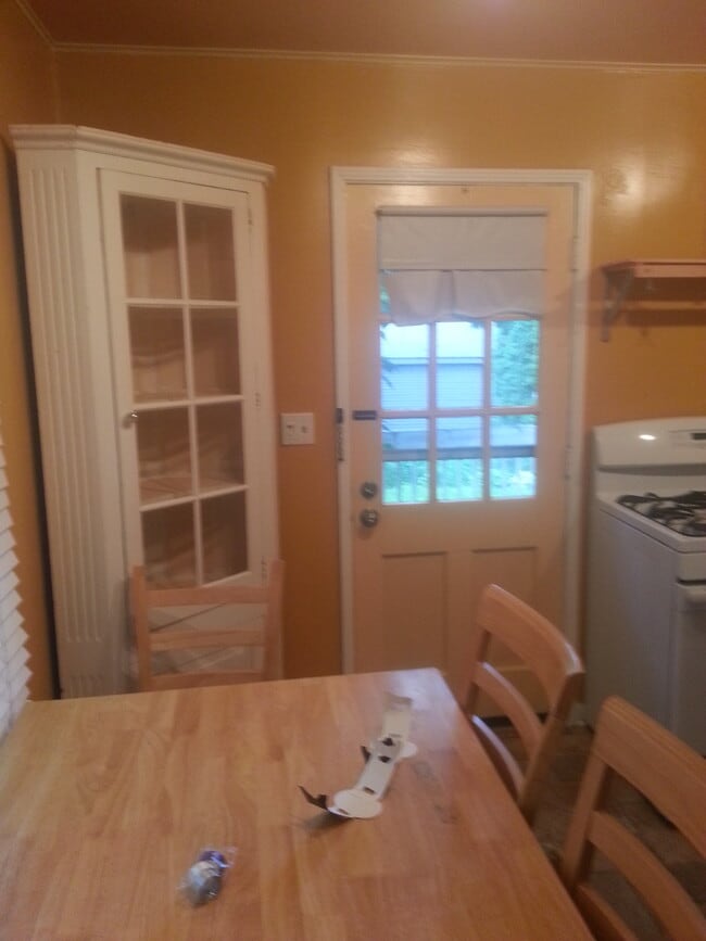 Building Photo - 1307 Belmar Pl