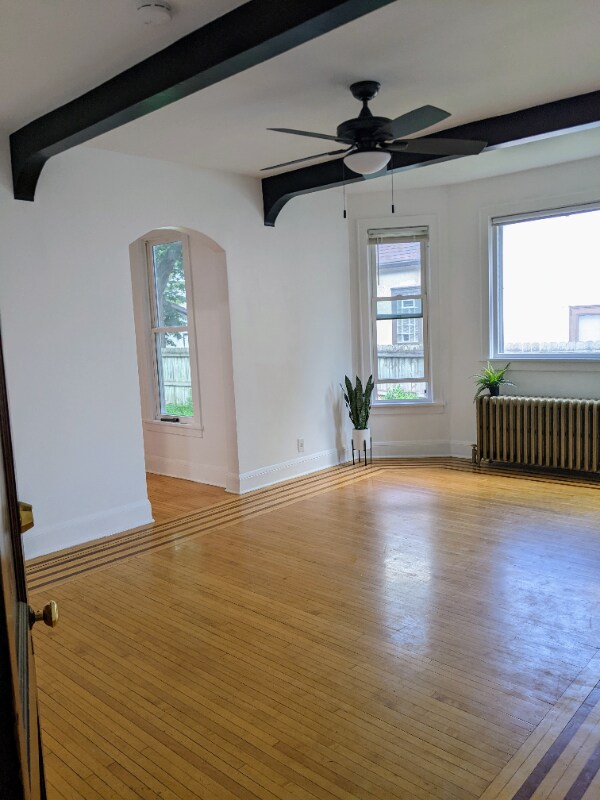 Foto del edificio - 1021 23rd Ave NE