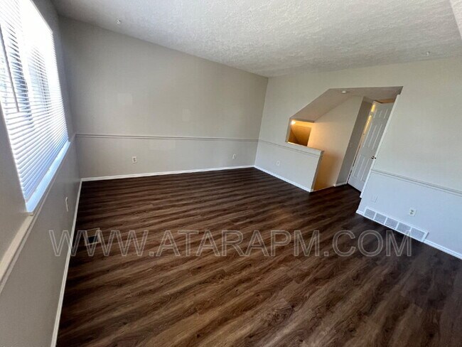 Foto del edificio - 4247 S Hwy 89