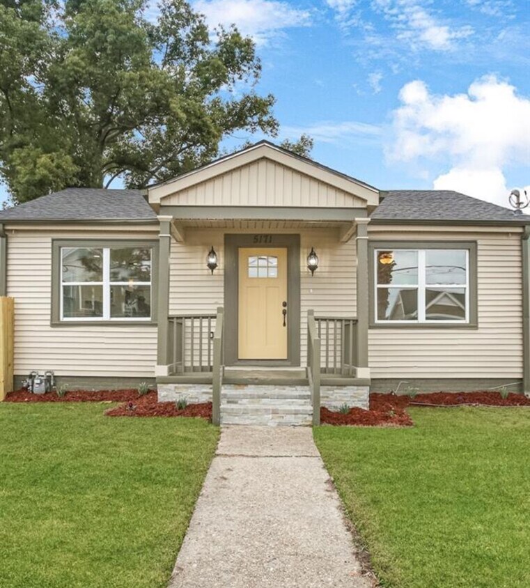 Foto principal - 5171 Mandeville St