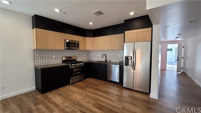 Building Photo - 6032 Craner Ave