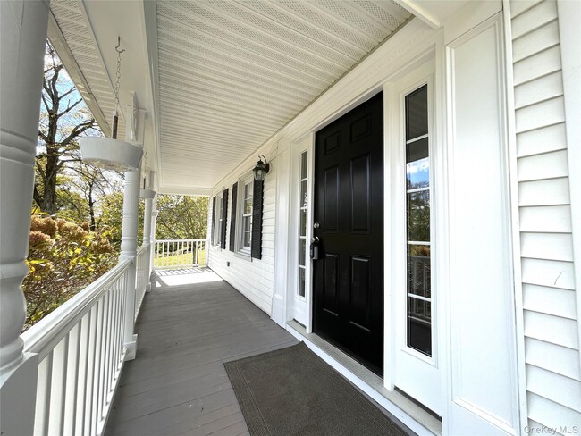 Building Photo - 130 Old Mt Kisco Rd