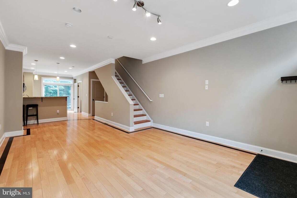 Foto principal - 1811 Manton St