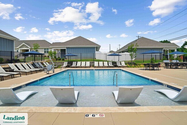 Foto del edificio - 1720 Rocky River Rd