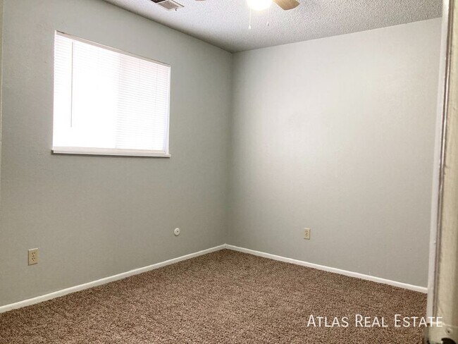 Foto del edificio - 1017 Delaware Dr