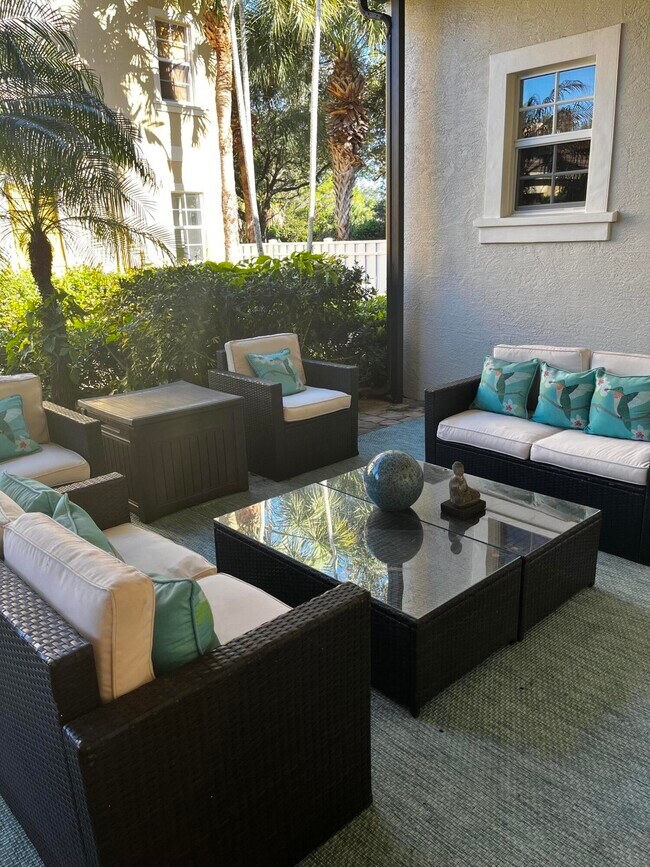 Foto del edificio - 127 Arklow Ave